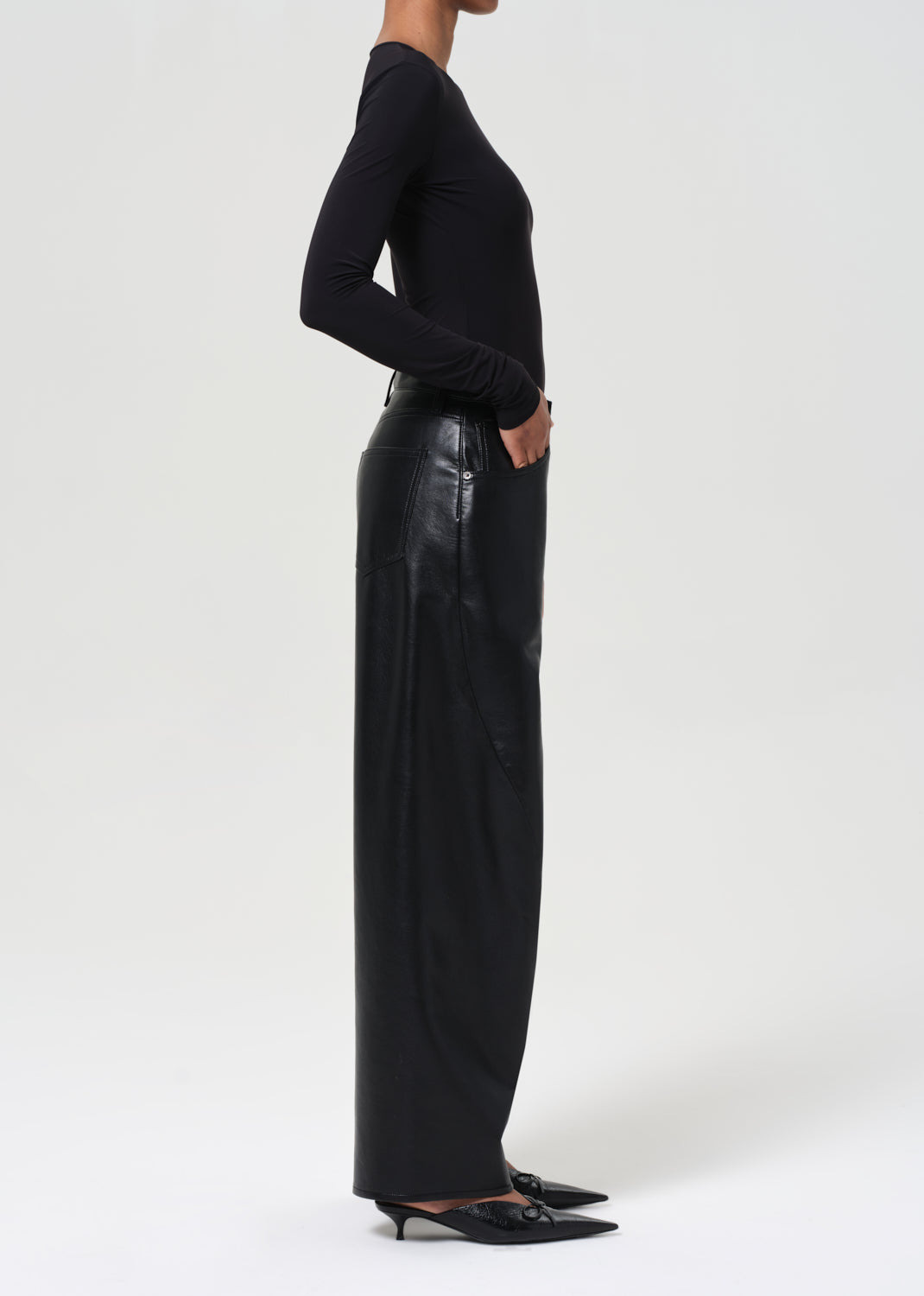 TWIST JEAN (RECYCLED LEATHER) IN DETOX - 4