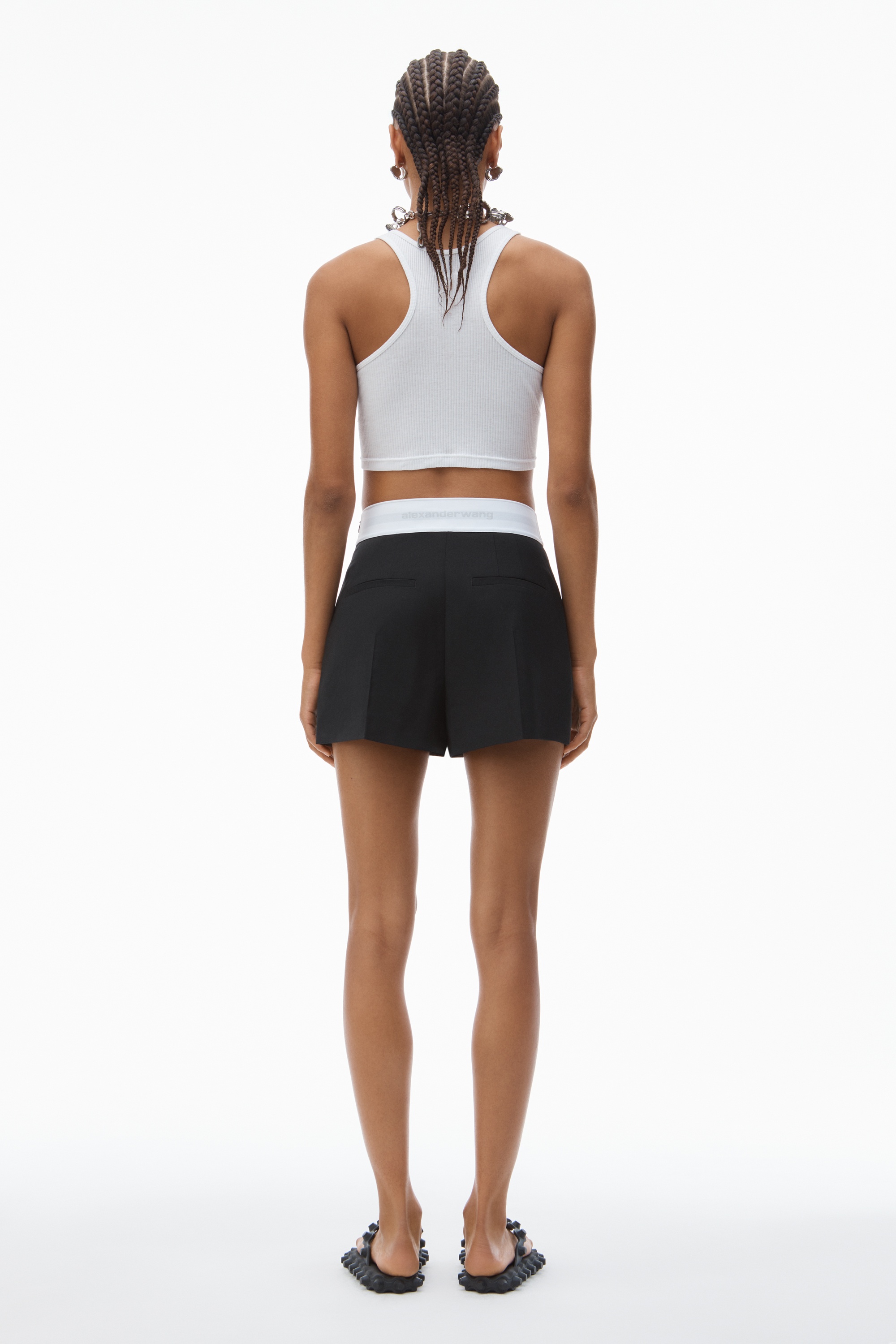 PLEATED SHORTS IN WOOL TAILORING - 4