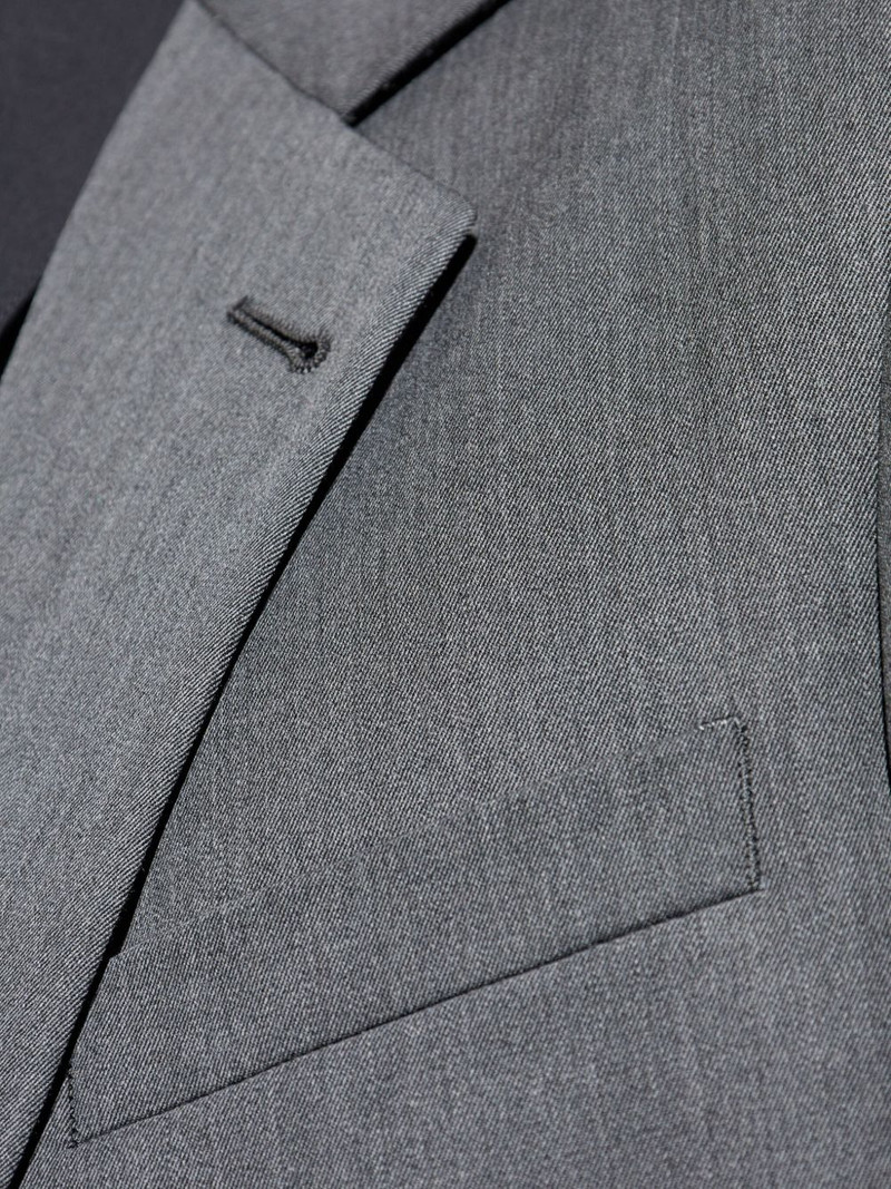 single-breasted wool suit 4