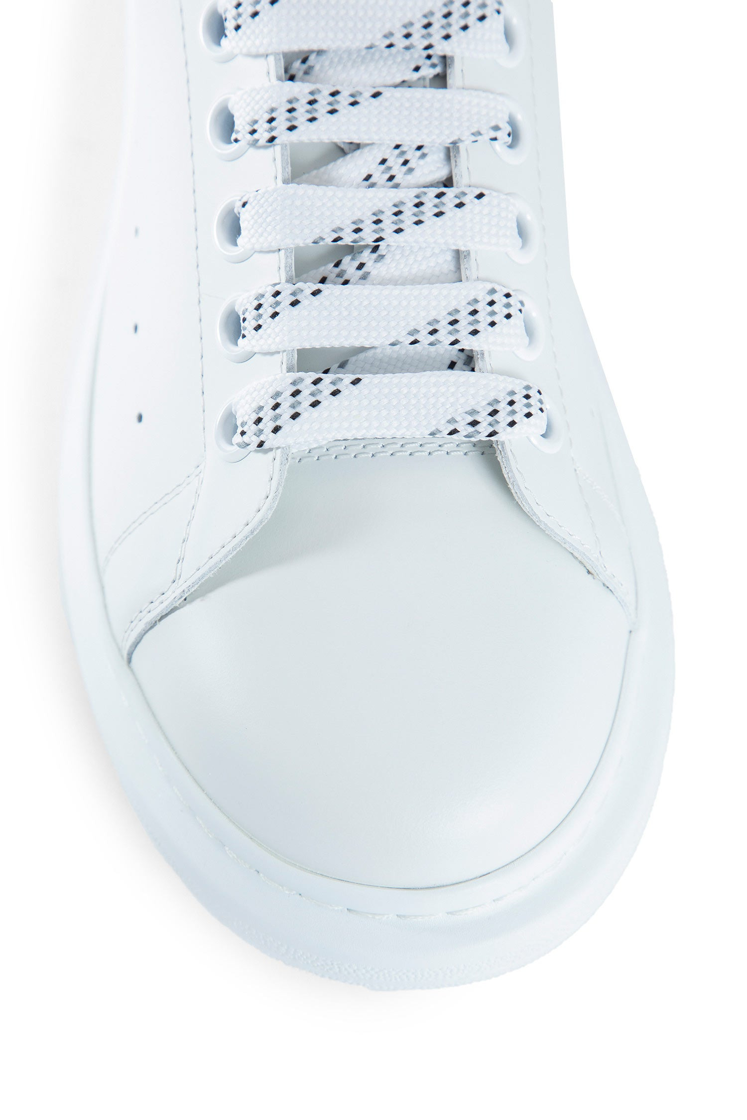 Oversized-Sneakers - 5