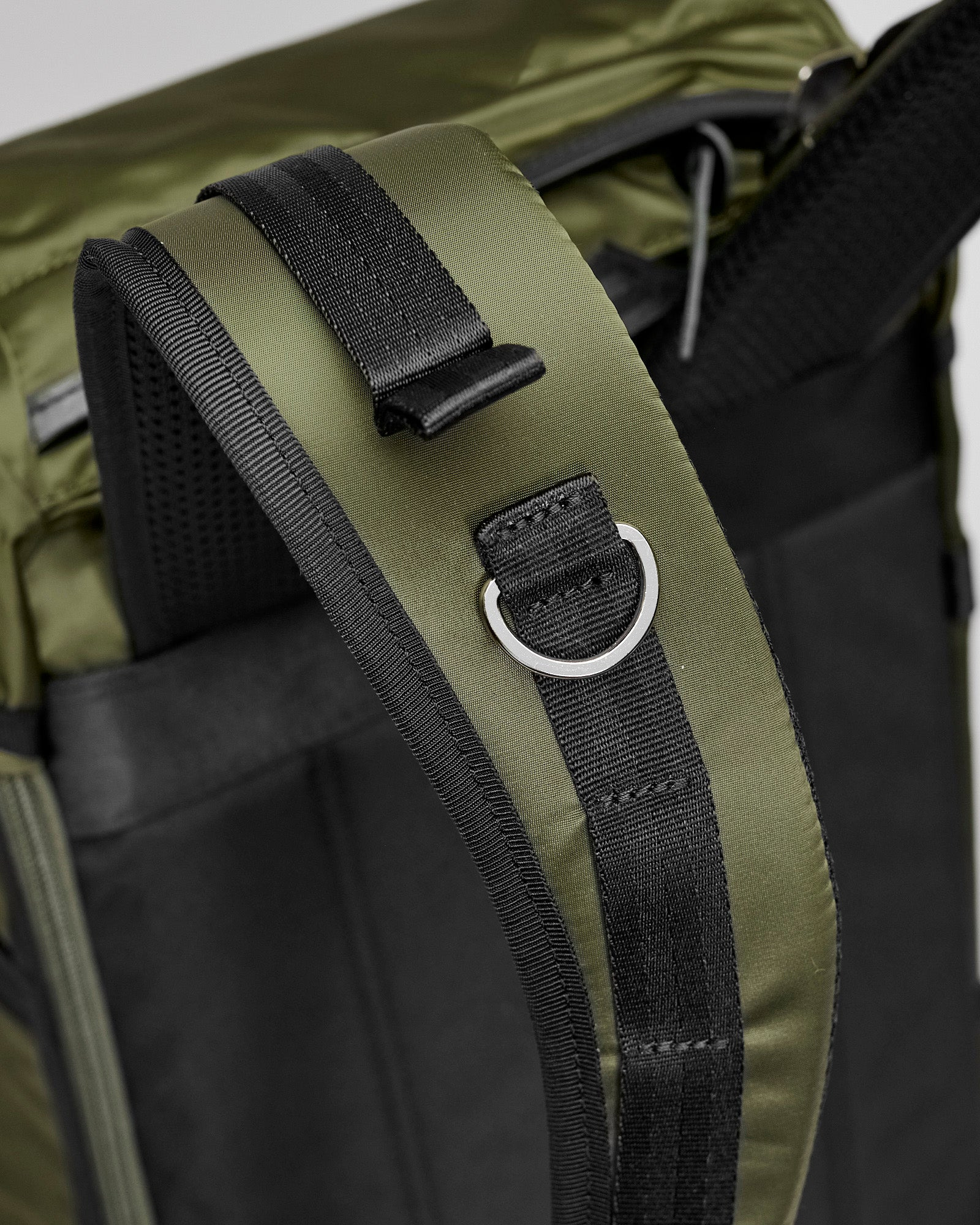 Lightning V2 Backpack in Khaki - 11