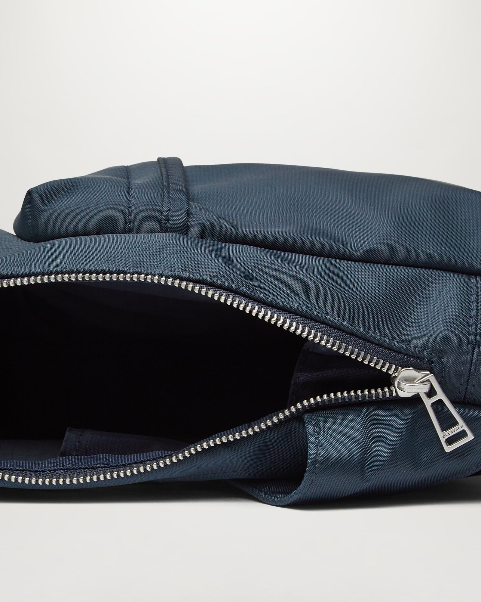 UTILITY HOLDSTER 5
