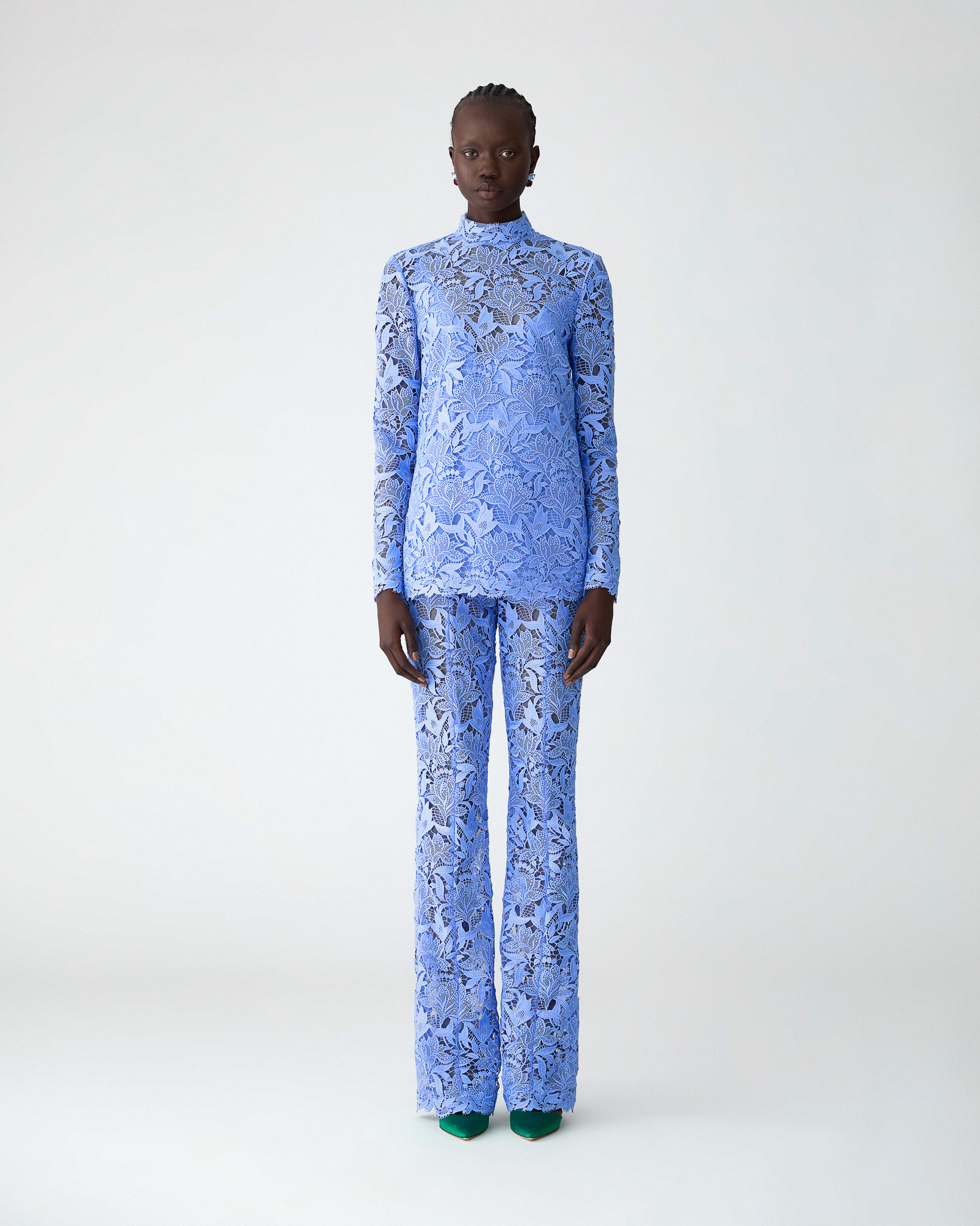 Tulip-Embroidered Lace Top - 4