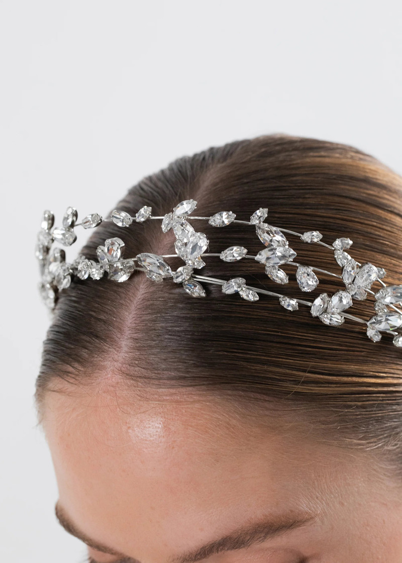 Jennifer Behr Jasenia Tiara outlook
