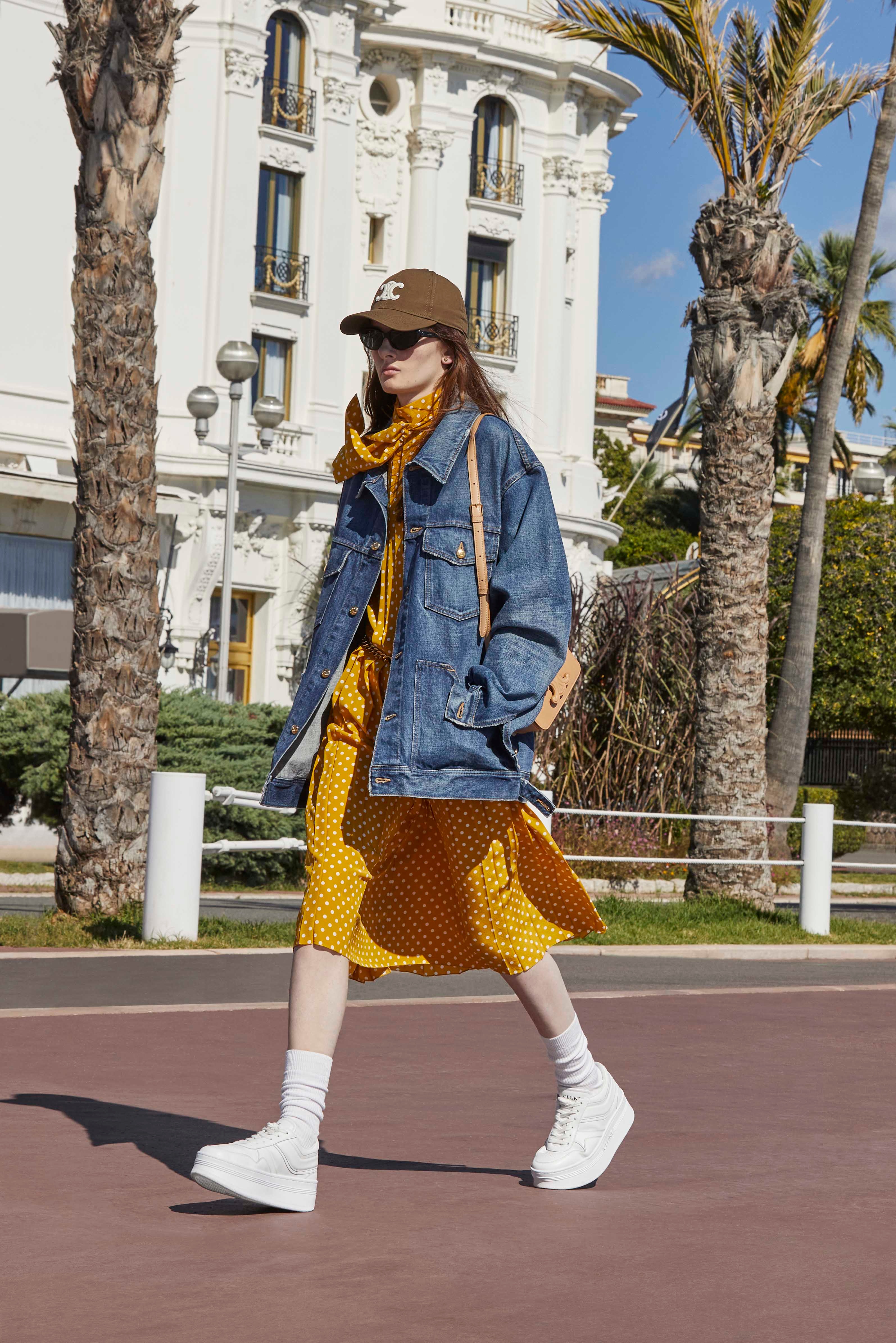 関税込 CELINE BLOCK SNEAKERS WITH WEDGE OUTSOLE in CALFSKIN Women's Block sneakers with wedge outsole in calfskin