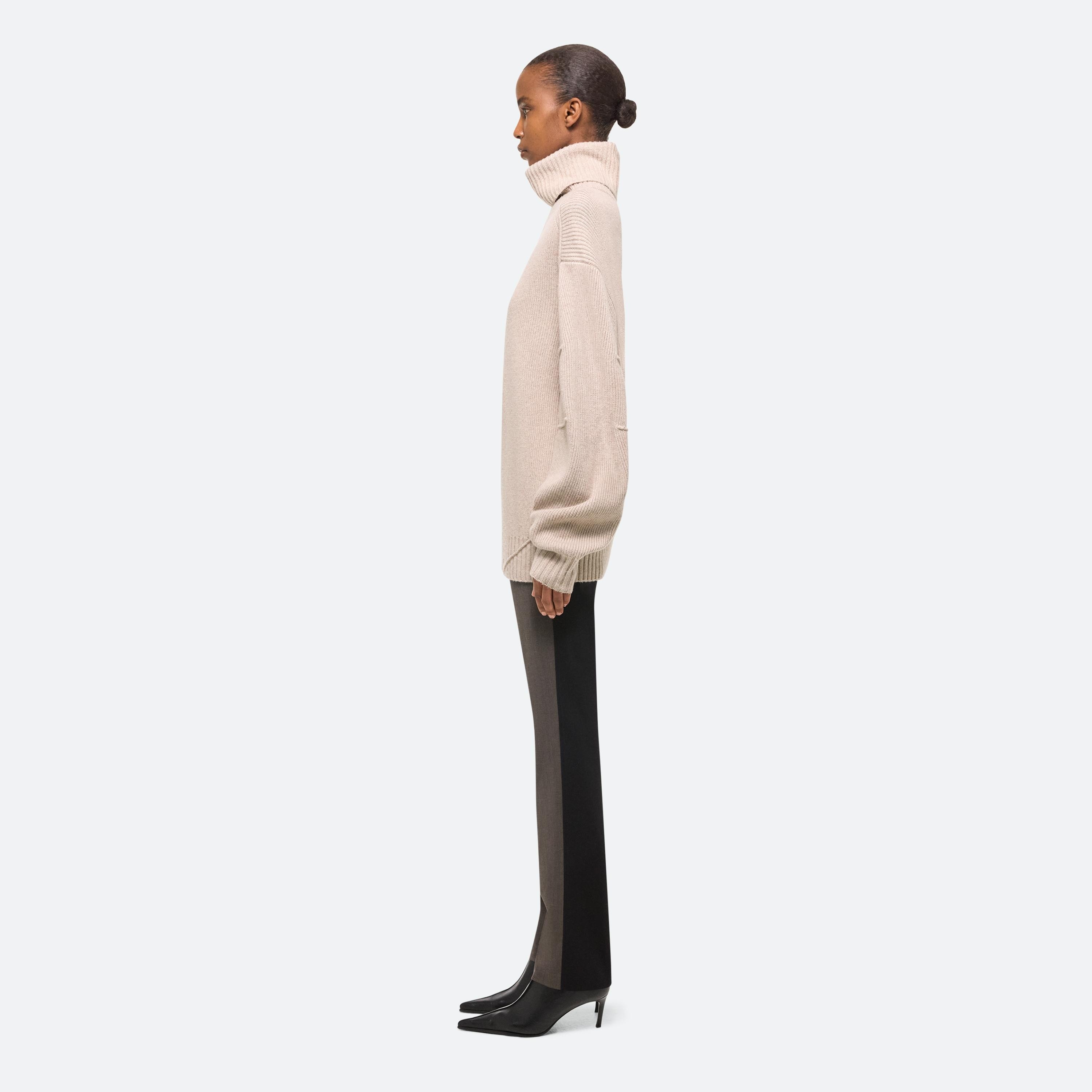 APEX TURTLENECK SWEATER - 4