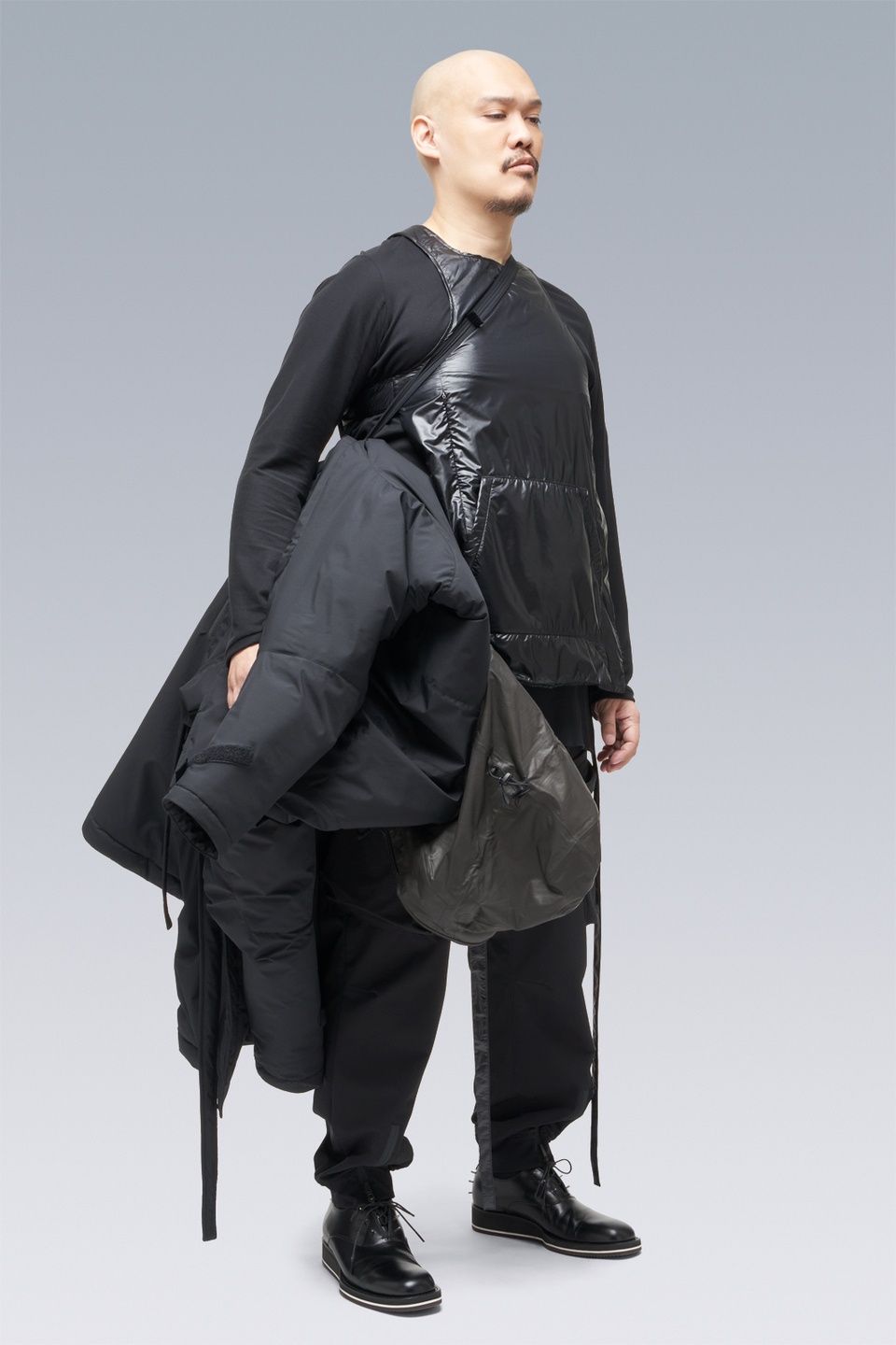 J99-WS 2L Gore-Tex Infinium™ Windstopper® Climashield® Coat Black - 34