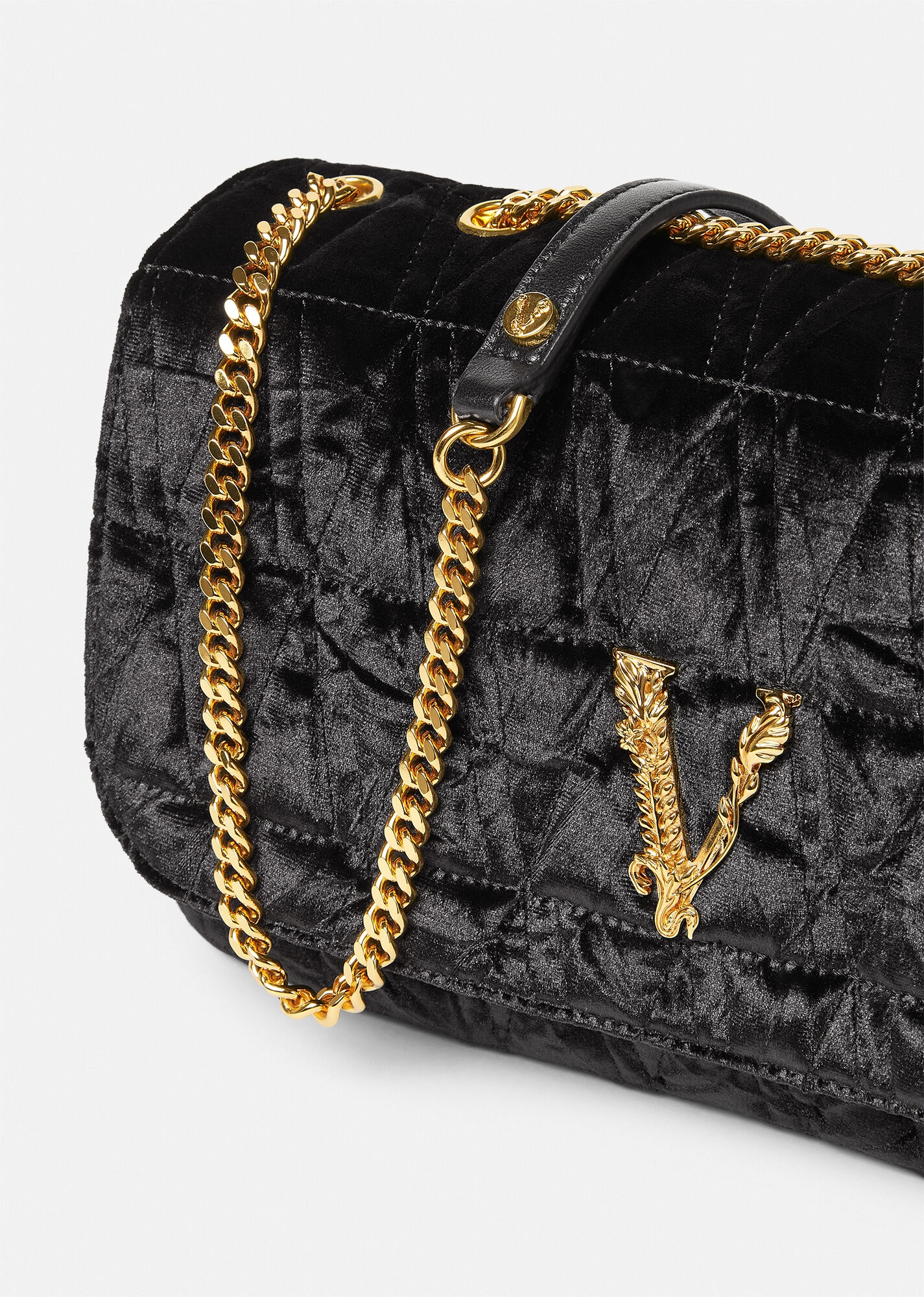 Virtus Velvet Shoulder Bag - 5