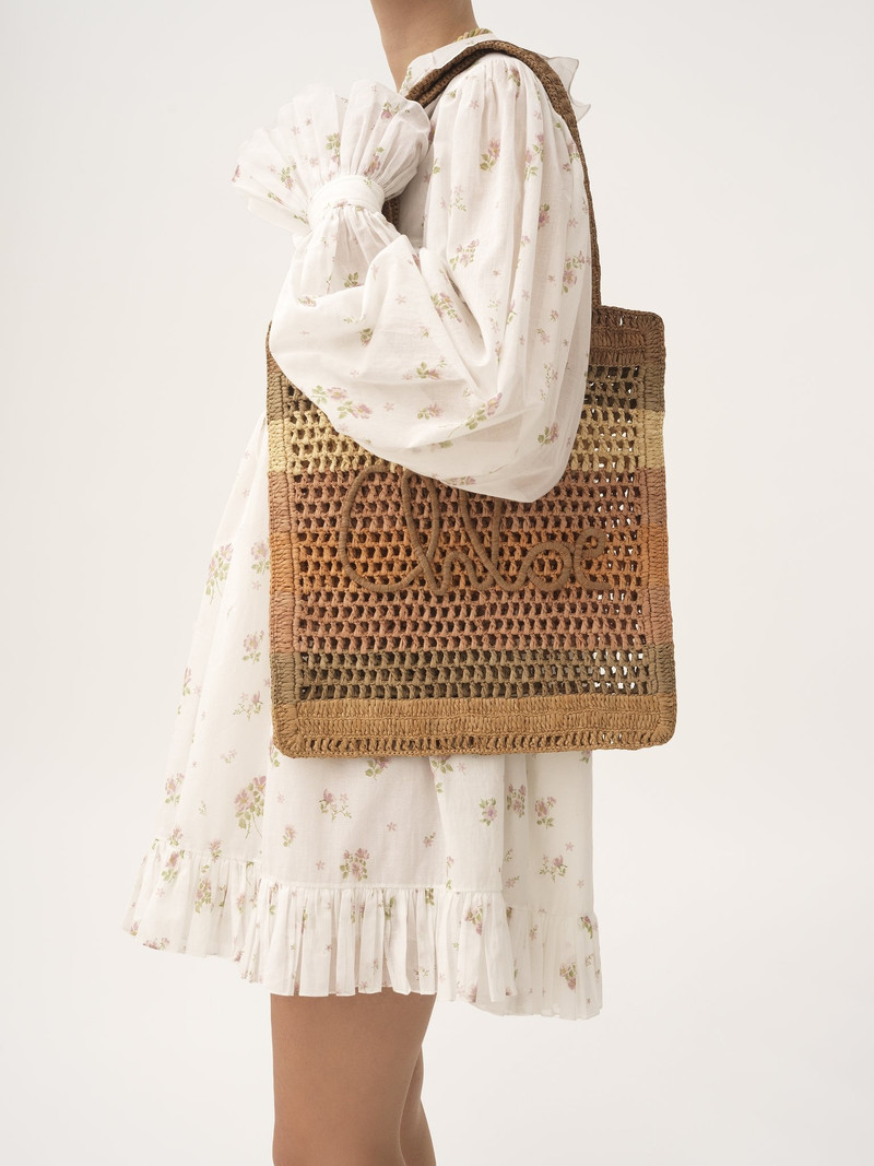 Chloé SUMMER BANANA TOTE BAG IN RAFFIA outlook
