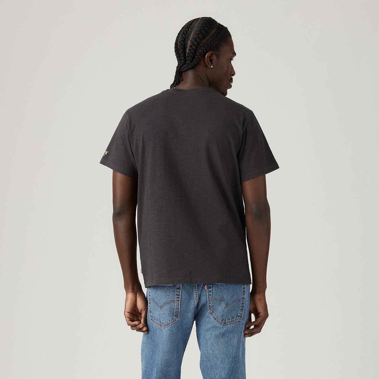 RELAXED FIT SHORT-SLEEVE GRAPHIC T-SHIRT - 4