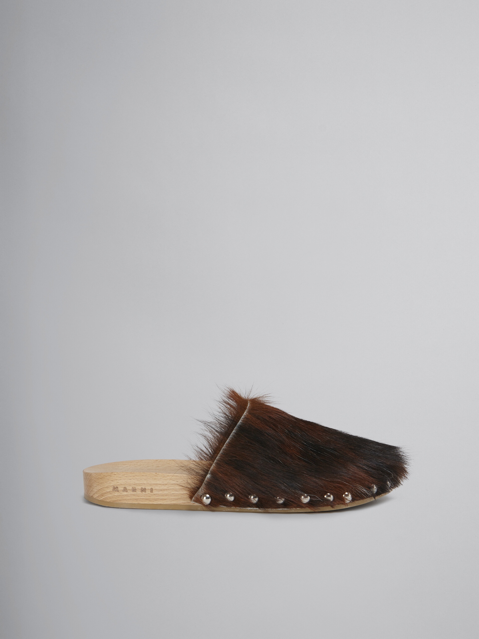 SPOTTED LONG CALF HAIR WOOD SABOT - 1
