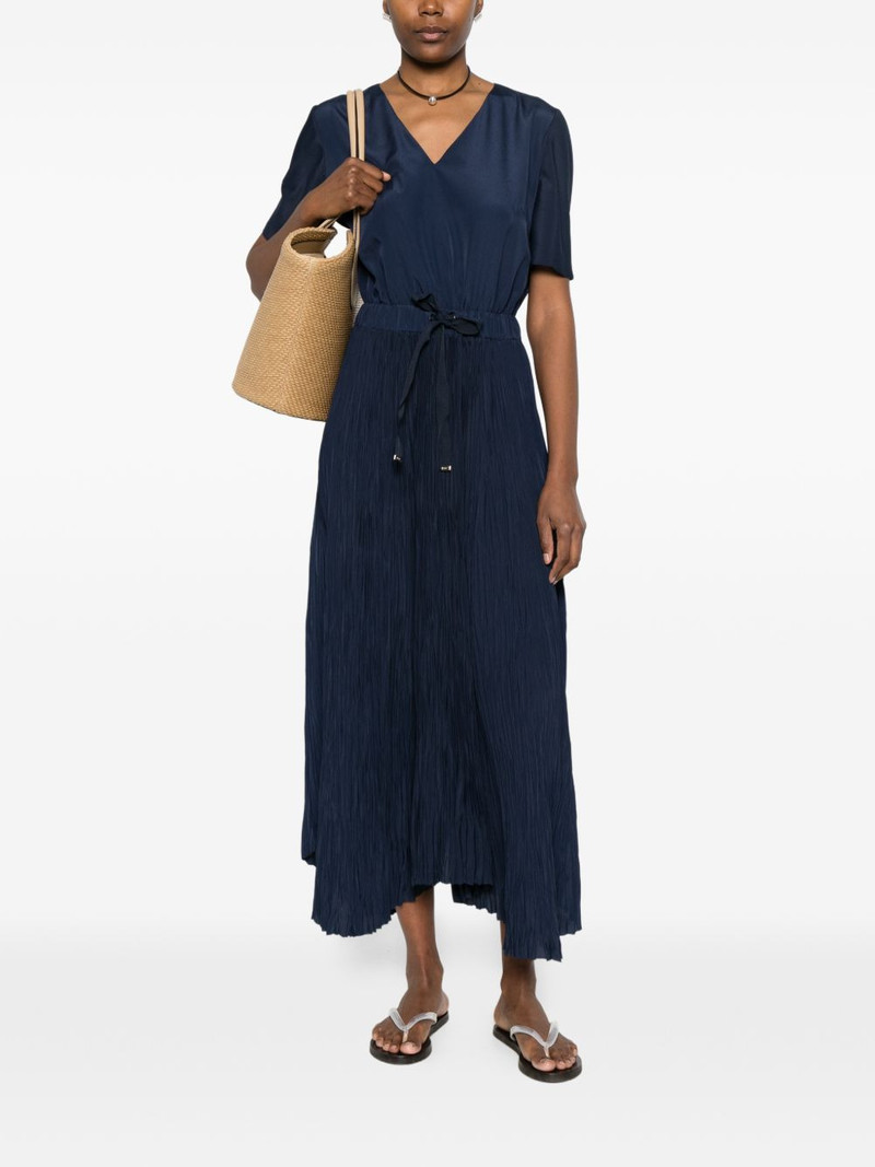Herno pleated V-neck dress outlook