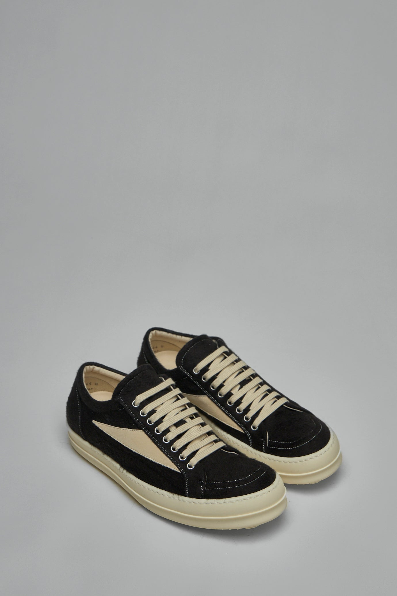Vintage Sneaks Woven Shoes - 2