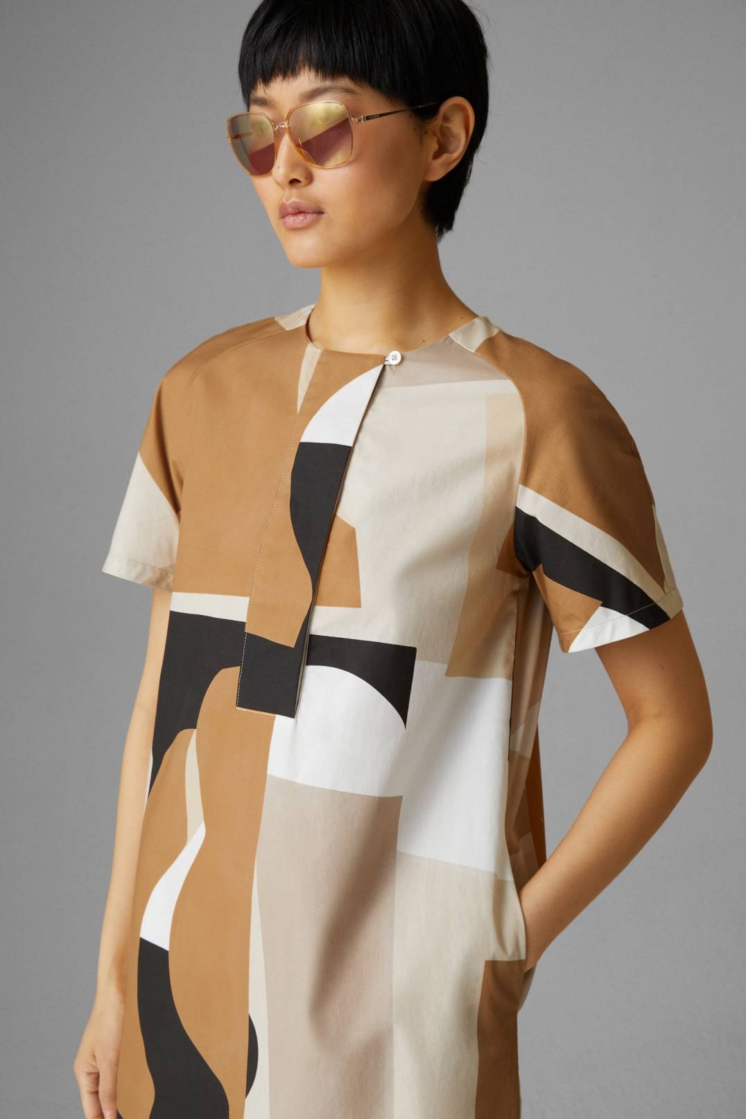 AVA MIDI DRESS IN CARAMEL/BEIGE - 4