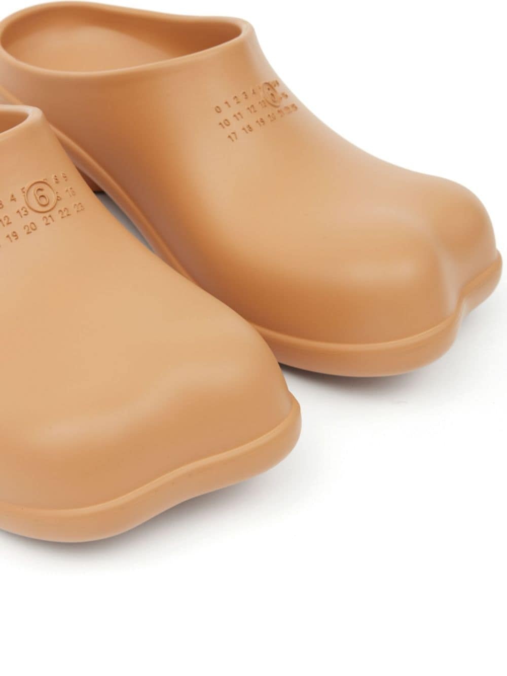 Anatomic clog slippers - 5