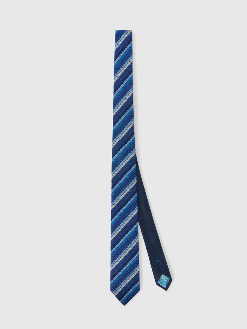 Silk tie with waffle pattern 1