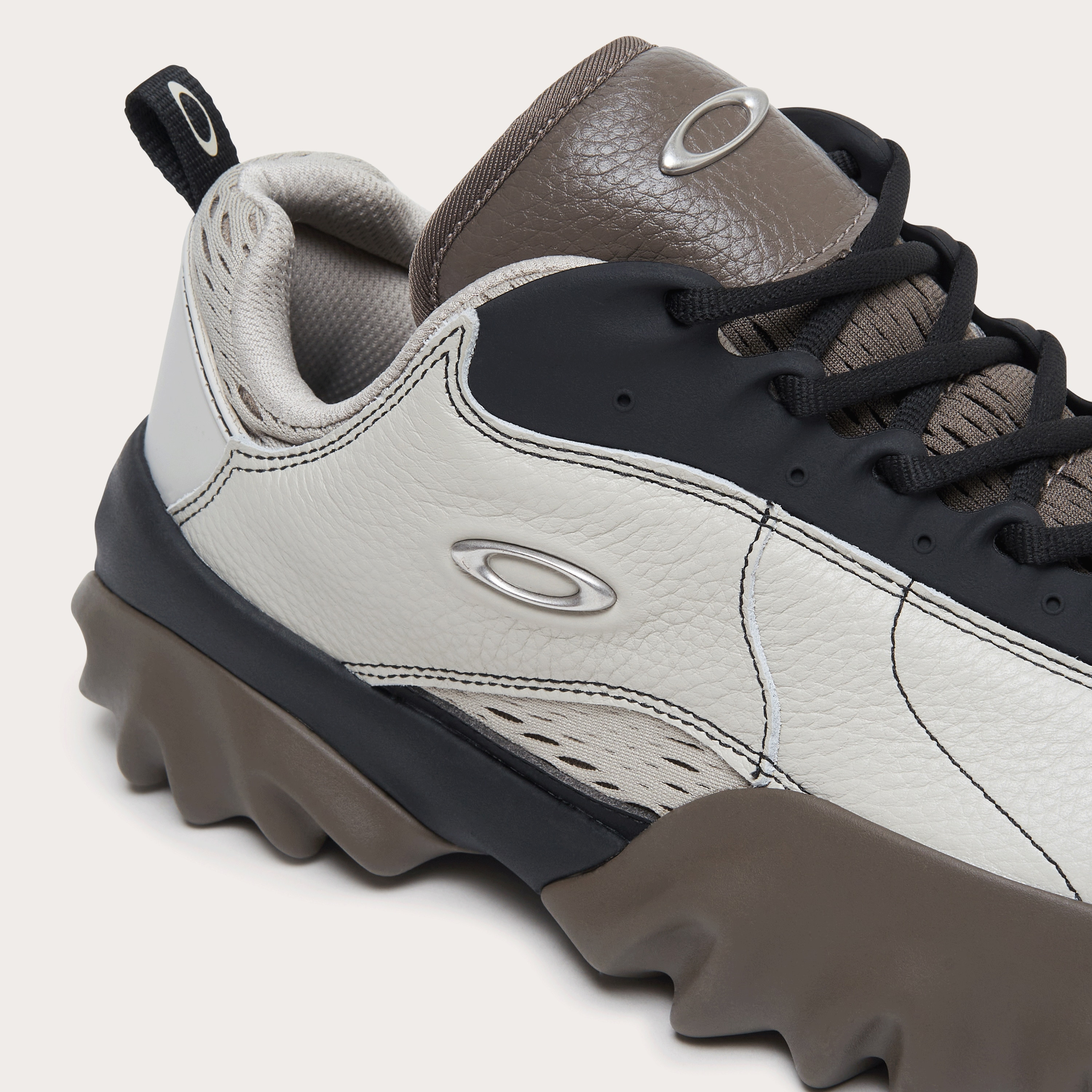 Oakley Factory team Chop Saw - 5