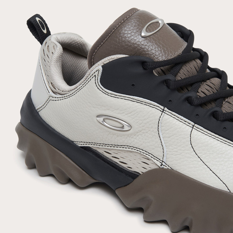 Oakley Factory team Chop Saw 5