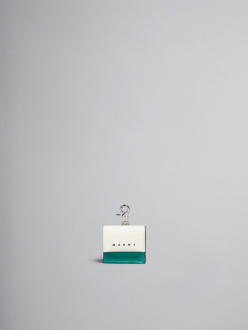 GREEN AND WHITE AIRPODS CASE 1