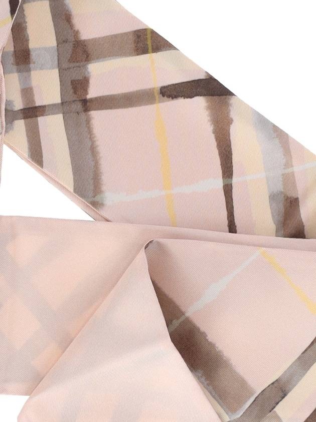 スカーフ BURBERRY Skinny Reversible Check Silk Scarf 8102101 TEACUP 5AE92A3B-5245-4E88-BFDF-
