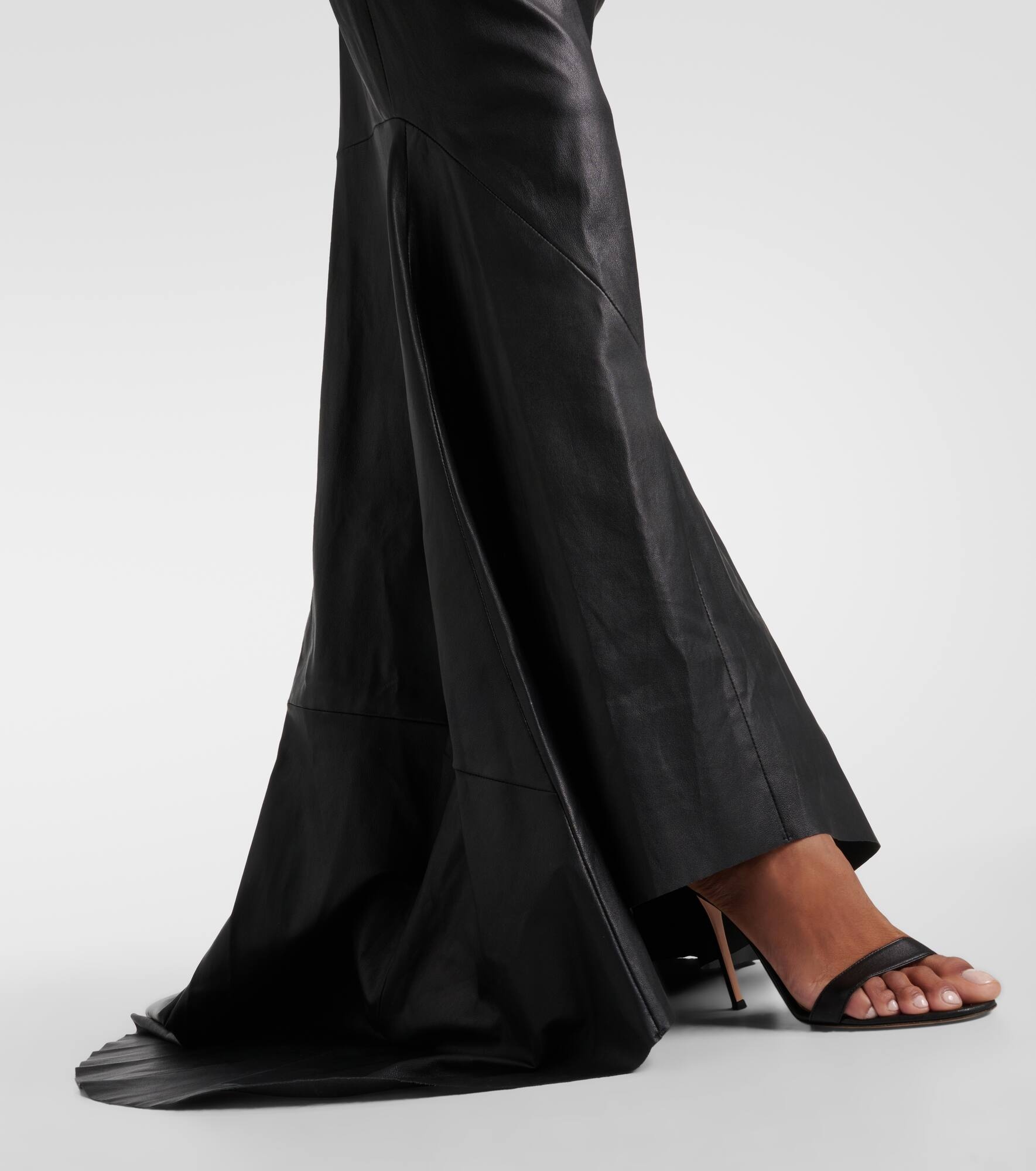 Ambergris draped leather gown - 5