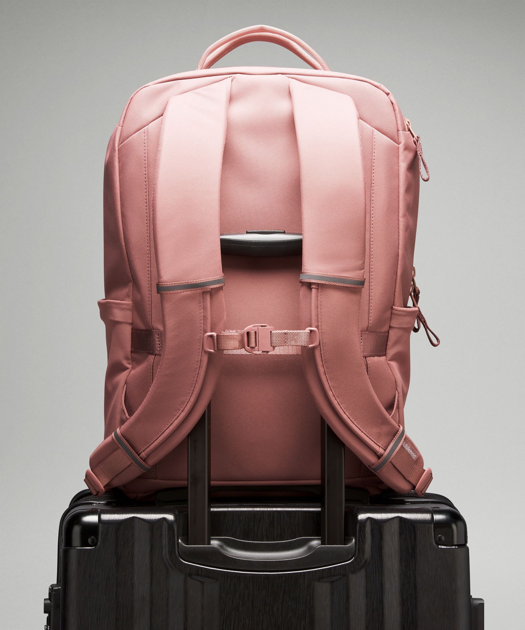 Double-Zip Backpack 22L - 7