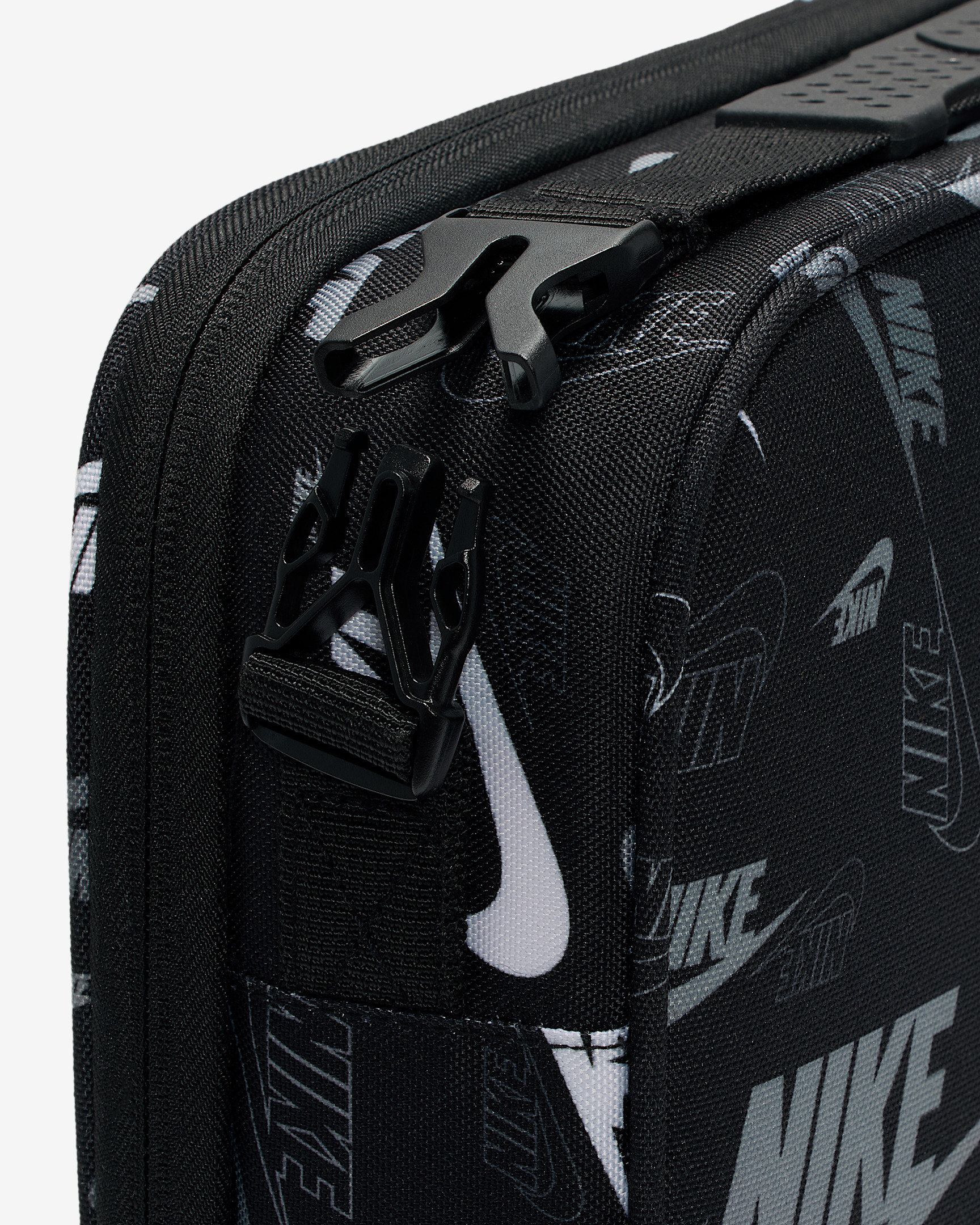 Nike Hard Liner Lunch Bag (3L) - 6