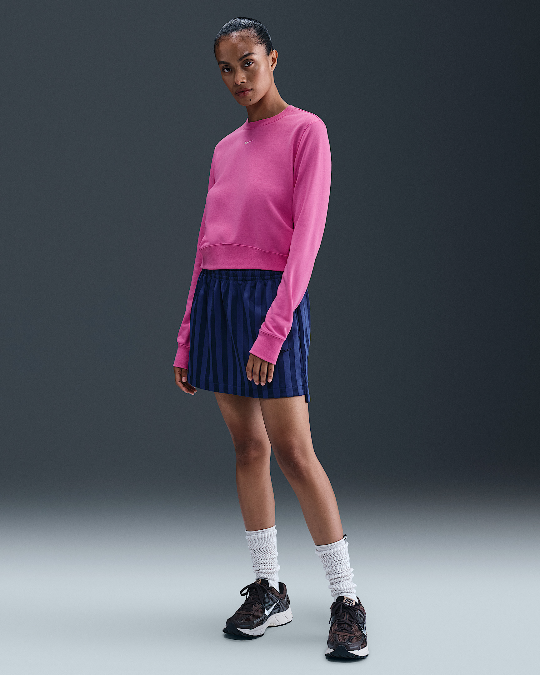 Nike Sportswear Chill Terry Women's Crew-Neck French Terry Sweatshirt - 4