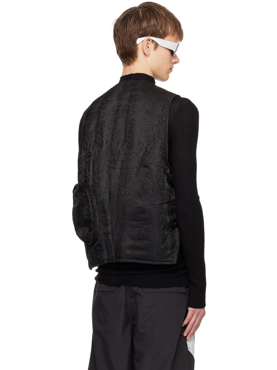 Black Pooled Vest - 3