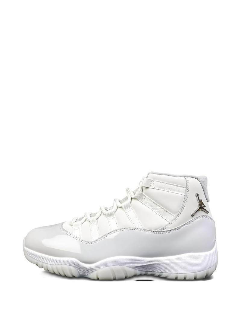 Jordan Air Jordan 11 sneakers outlook