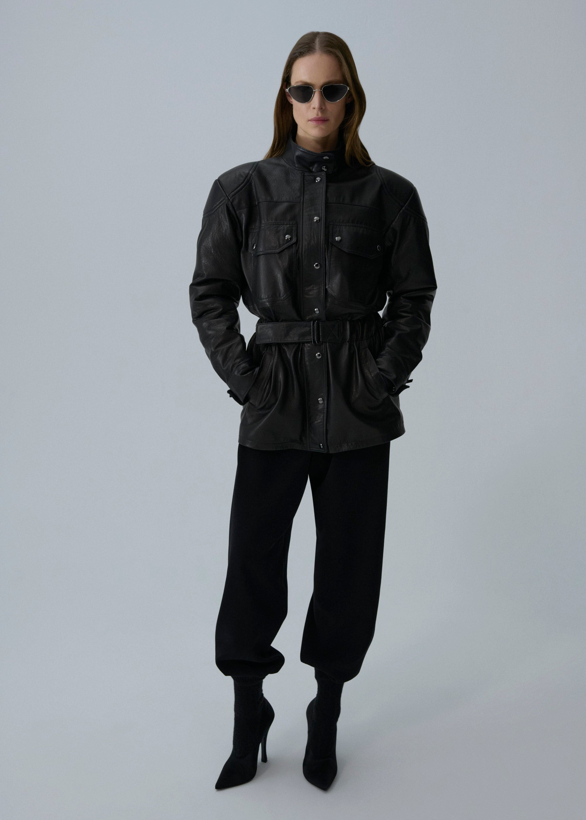 Belted utility jacket in black leather - 3