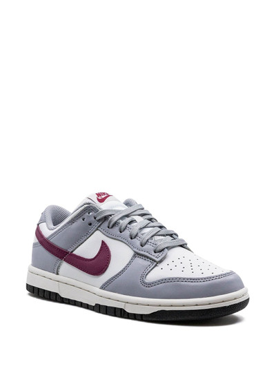 Nike Dunk Low "Summit White/Rosewood" sneakers outlook
