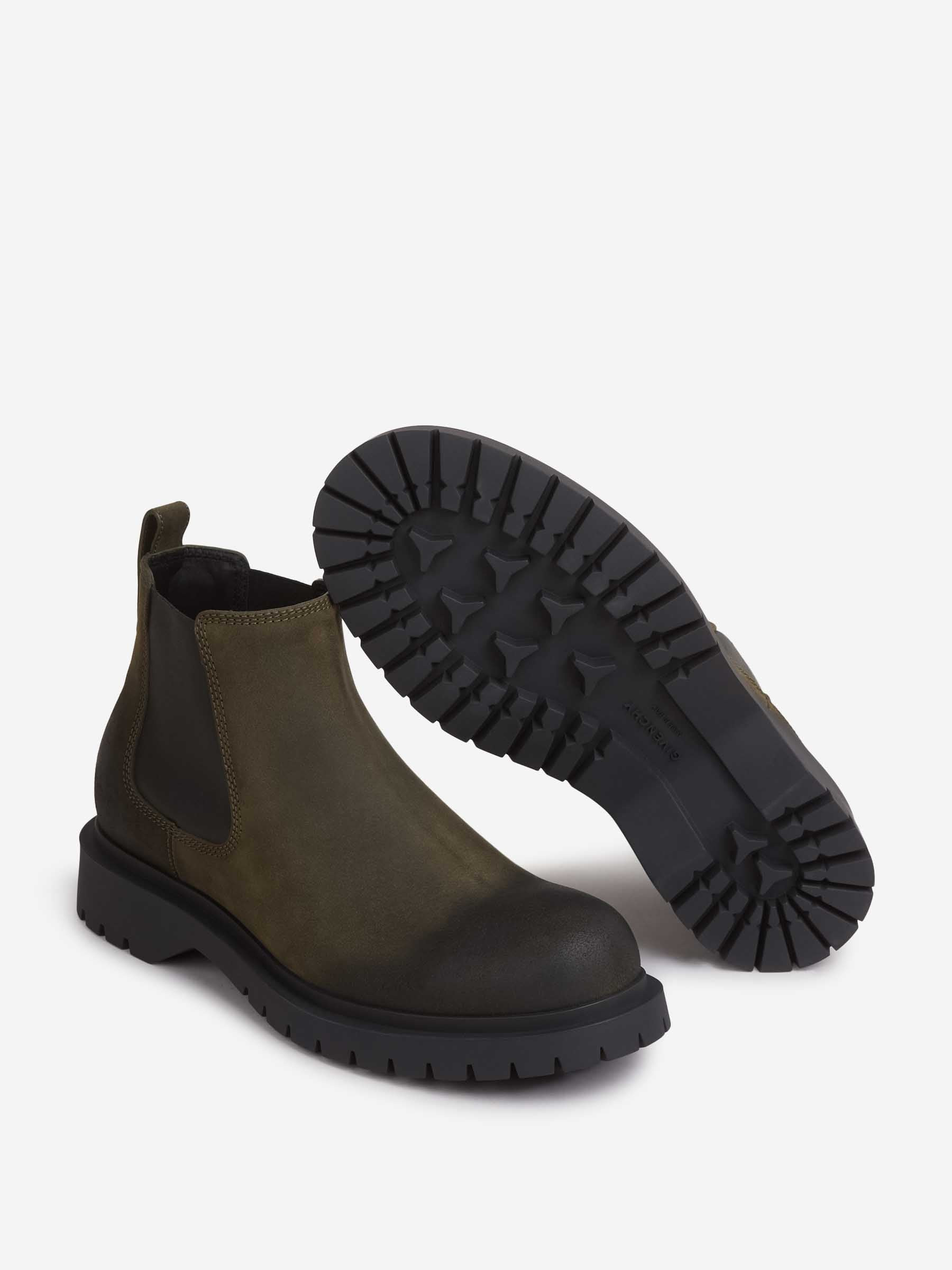 CHELSEA BOOTS - 4