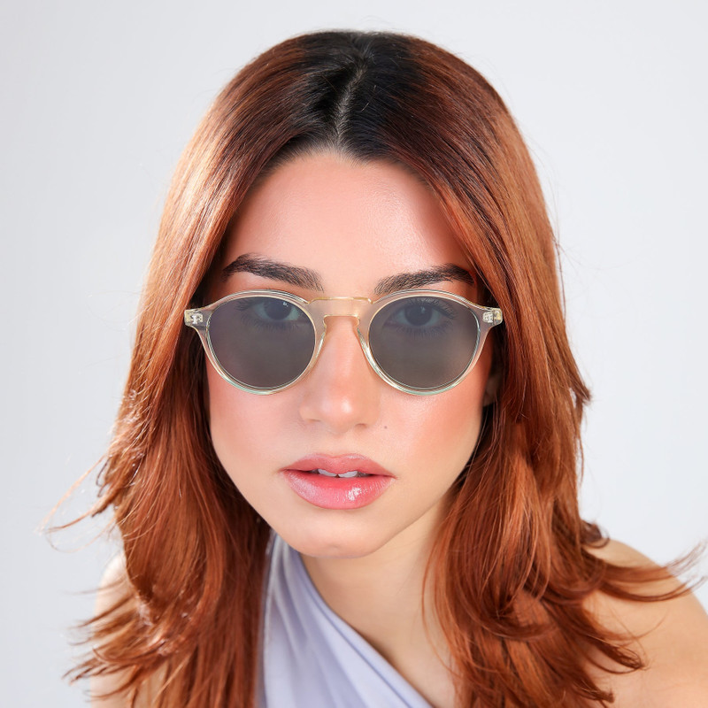 illesteva Capri Sunglasses outlook