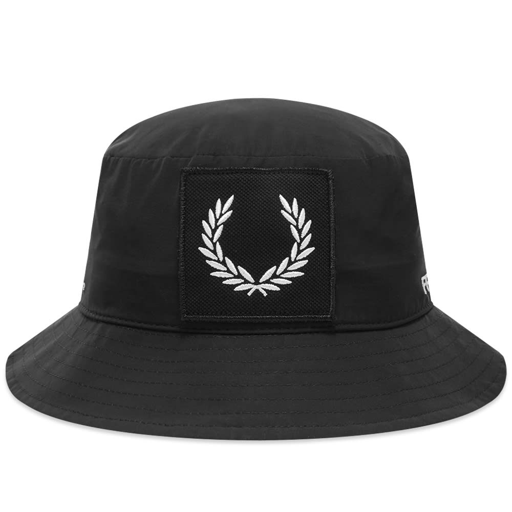 Fred Perry Laurel Wreath Bucket Hat - 1