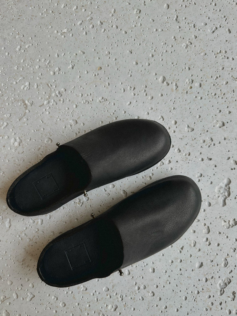 CLOGS - GROPPONE - BLACK 1