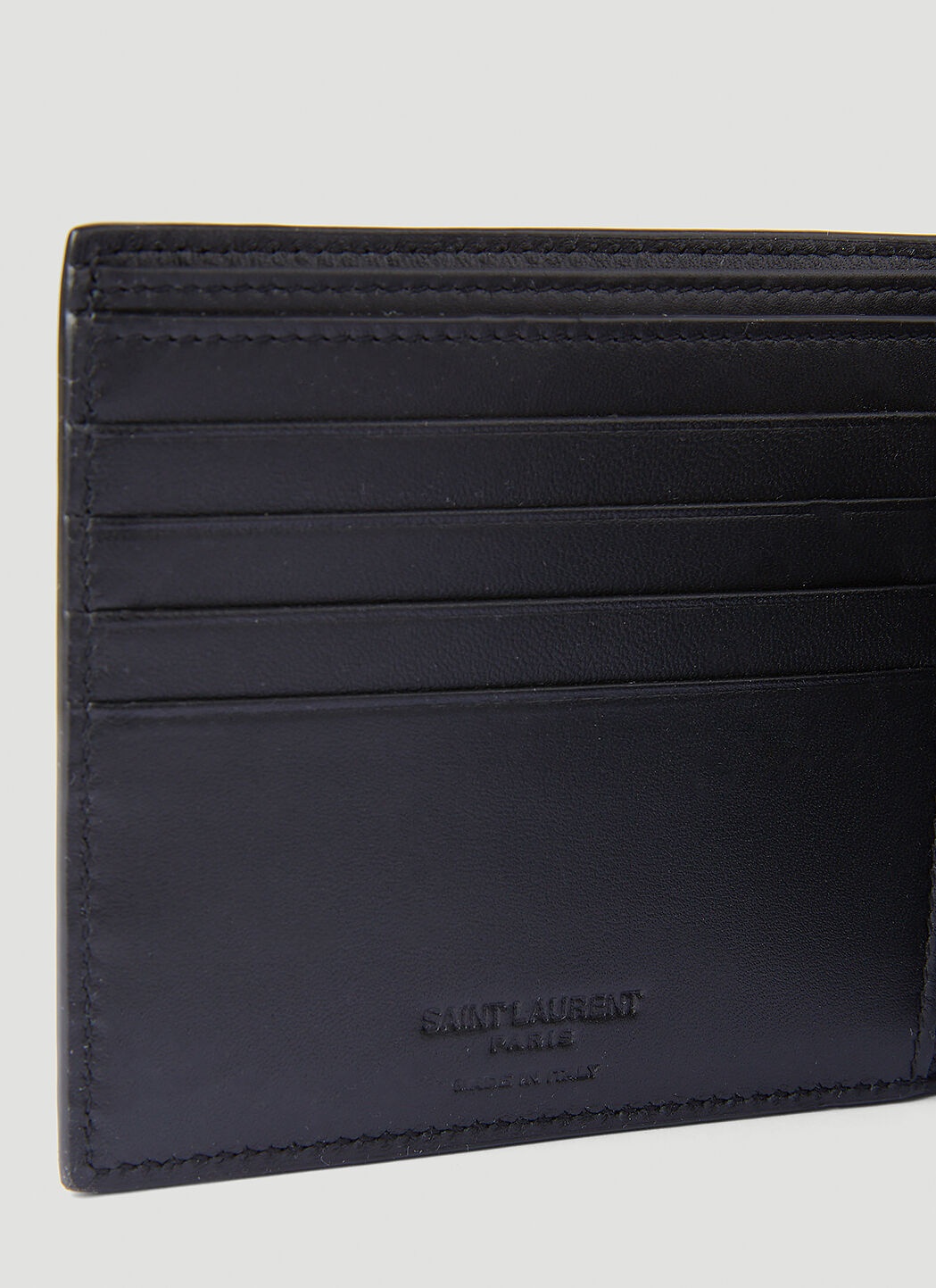 Croc-Embossed Bi-Fold Wallet - 5