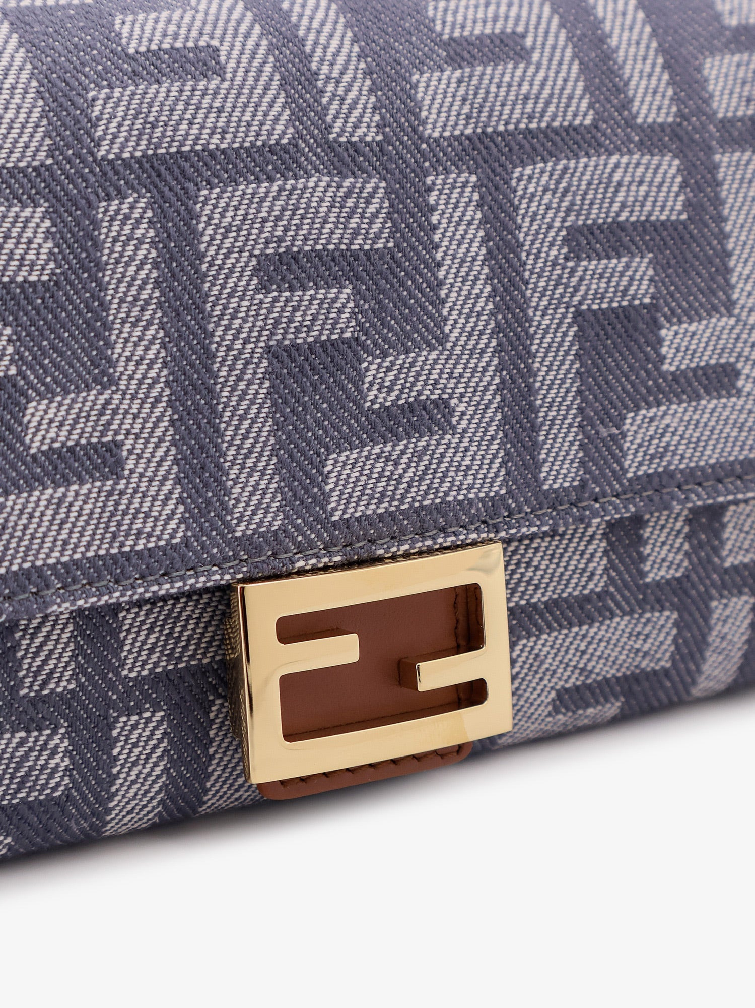 CONTINENTAL WITH CHAIN BAGUETTE WALLET - 5