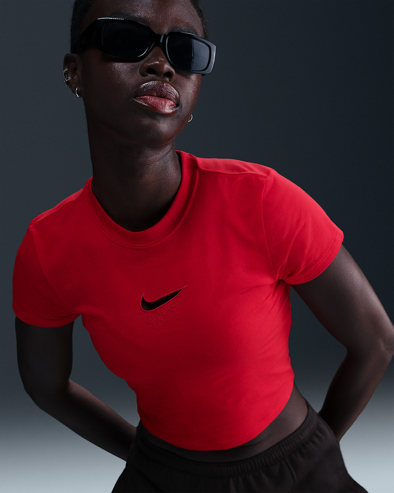 Nike Sportswear Chill Knit Women's Slim Cropped T-Shirt 3