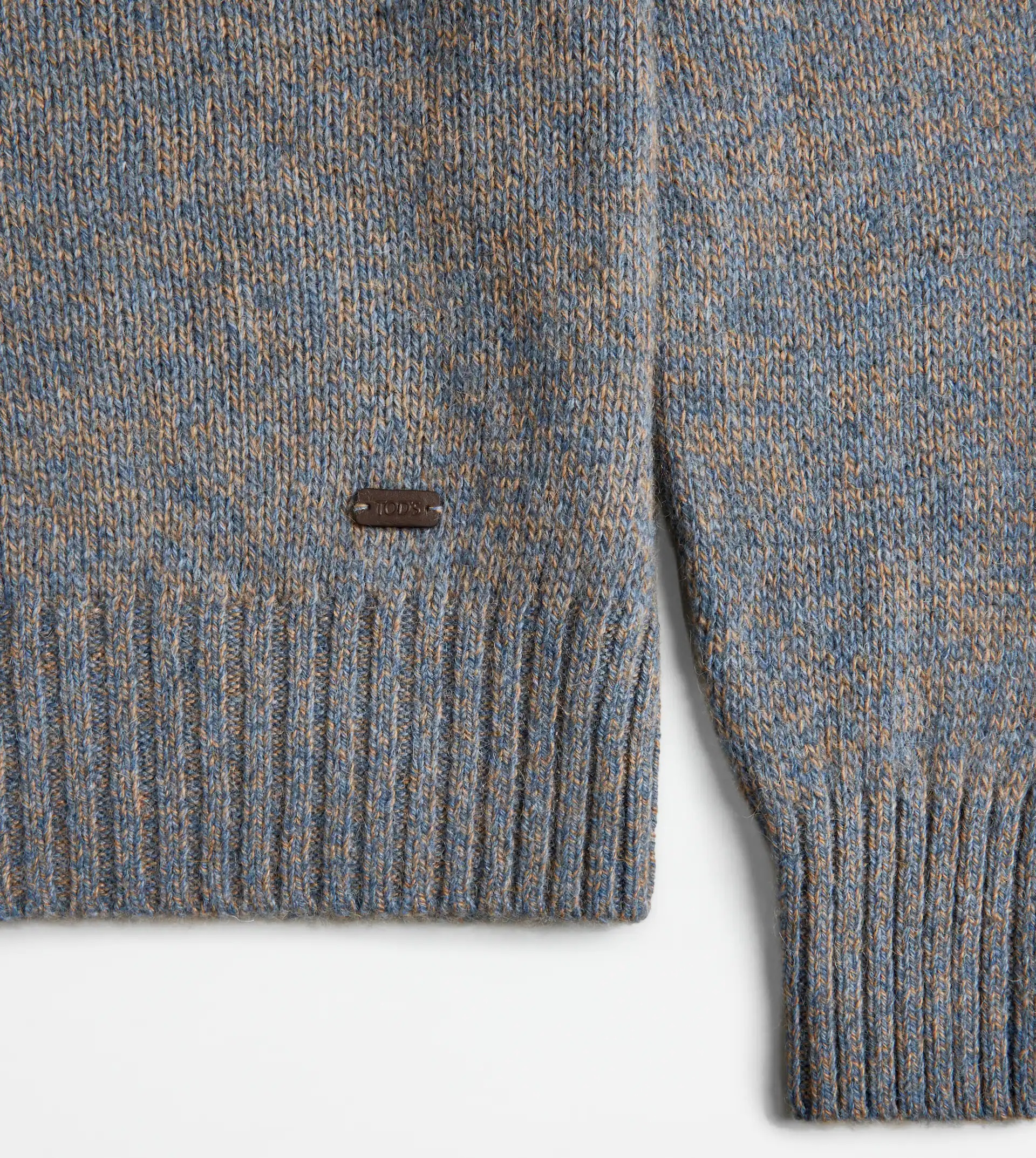 TURTLENECK IN CAMEL WOOL - LIGHT BLUE - 2