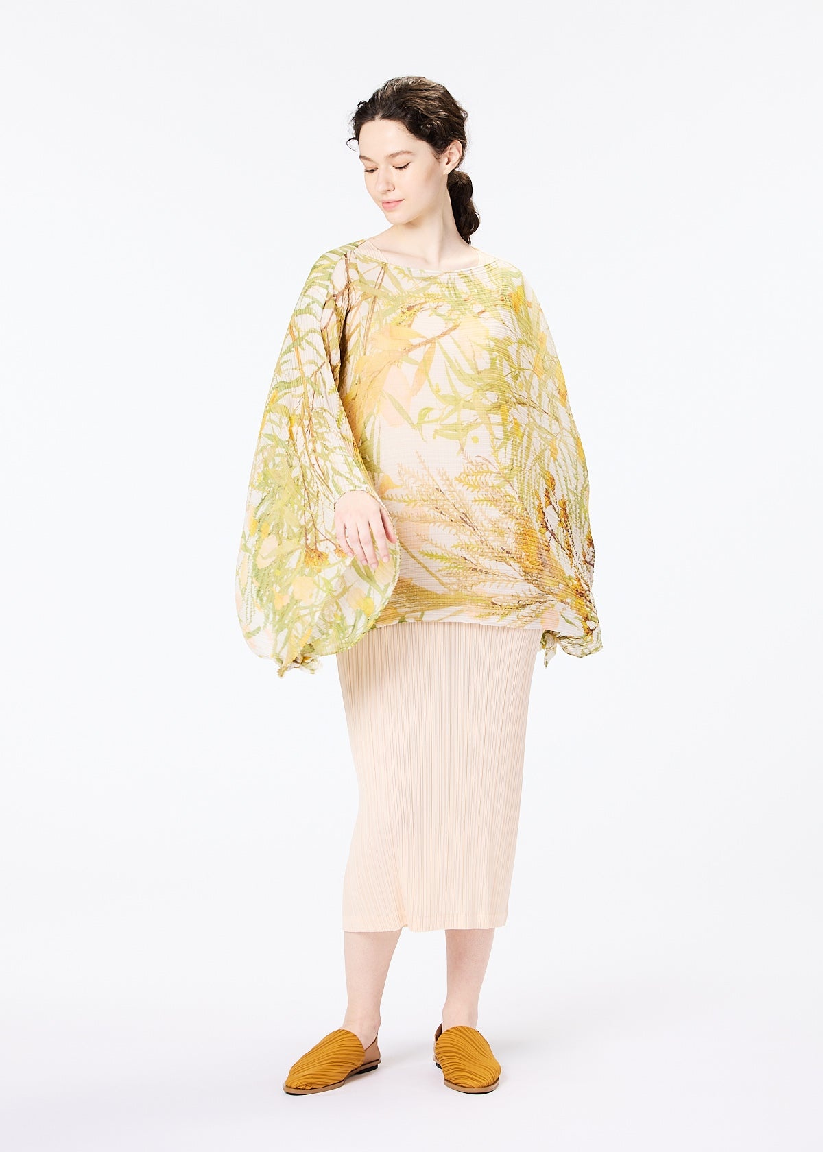 Pleats Please Issey Miyake RECOLLECTION MADAME-T STOLE | REVERSIBLE