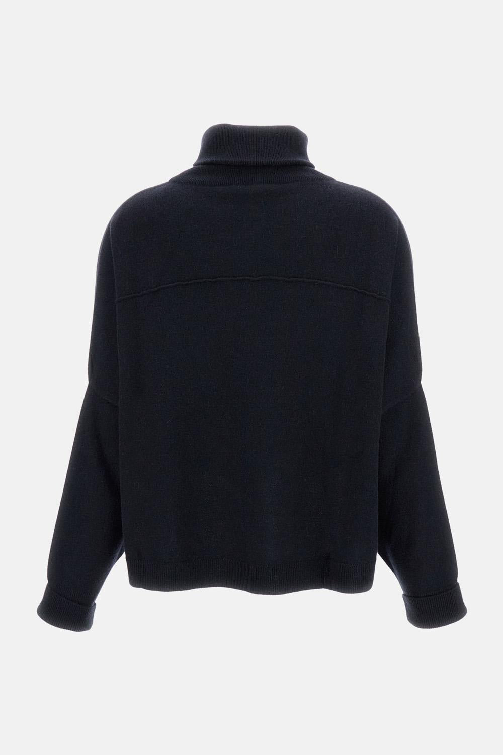 Short turtleneck sweater - 3