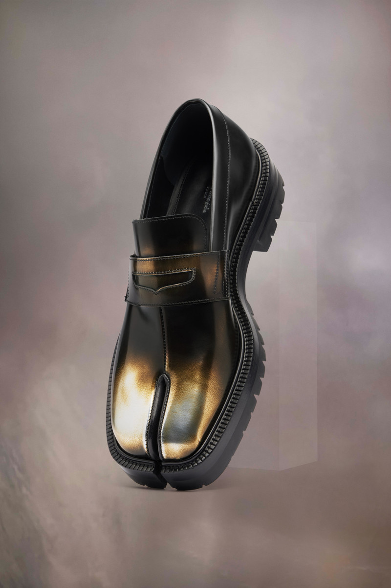 Tabi 카운티 금속 Loafers 1