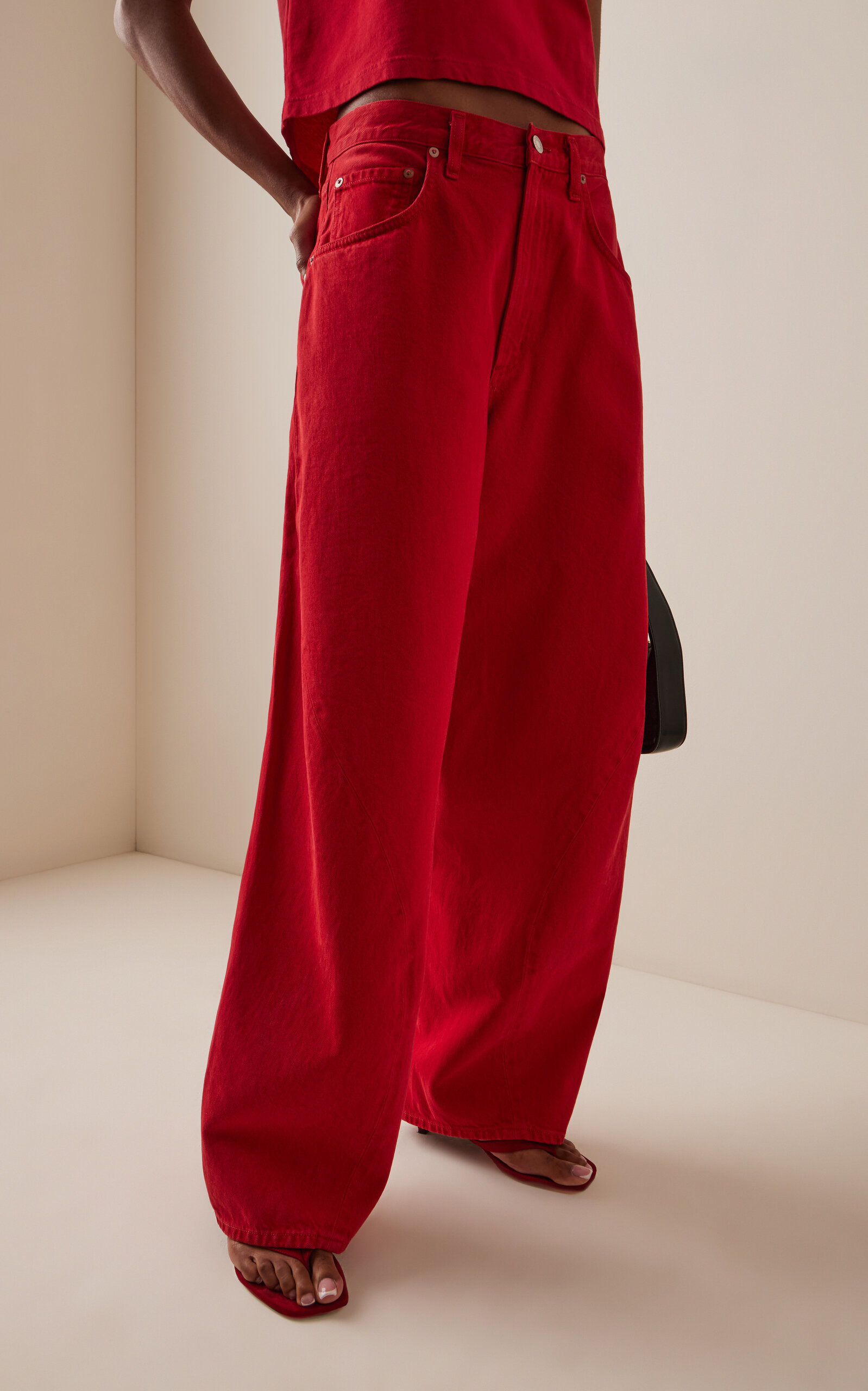 Twist Rigid High-Rise Wide-Leg Jeans red - 4