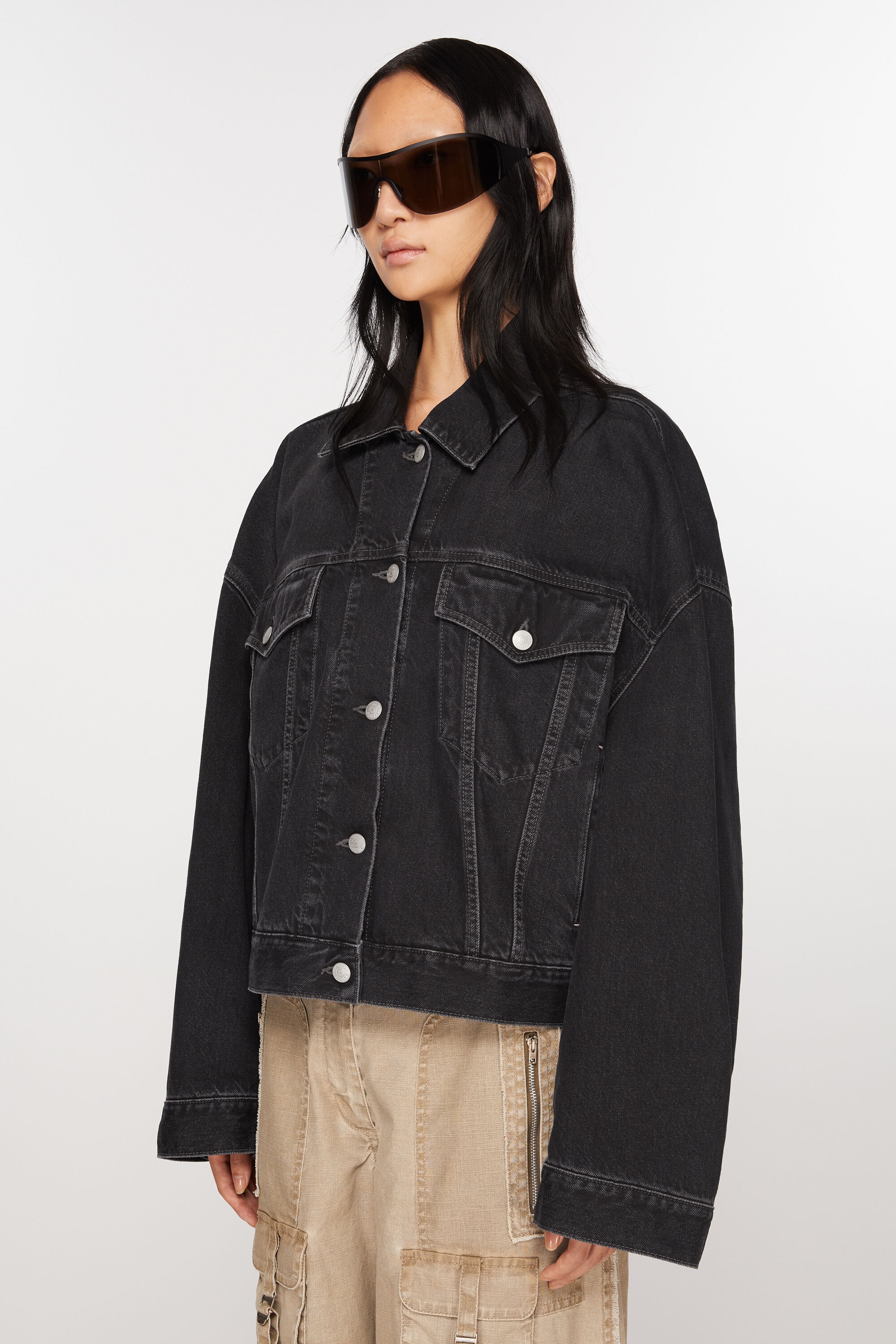 Denim jacket - Relaxed cropped fit - Black - 3