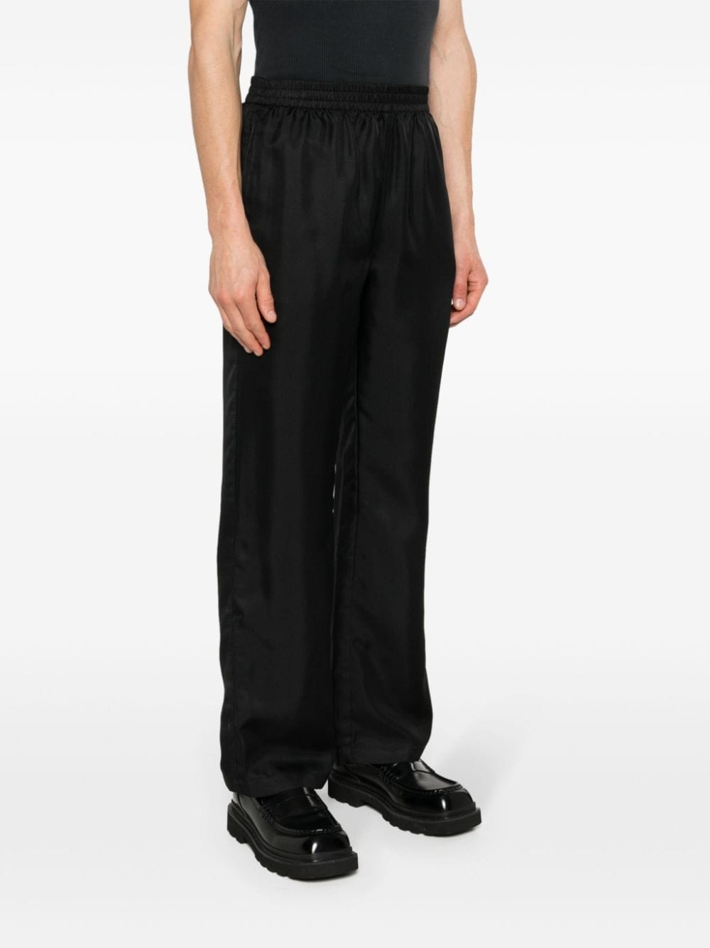 loose-fit trousers - 3