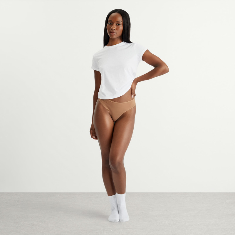 SKIMS SKIMS Fits Everybody Thong outlook