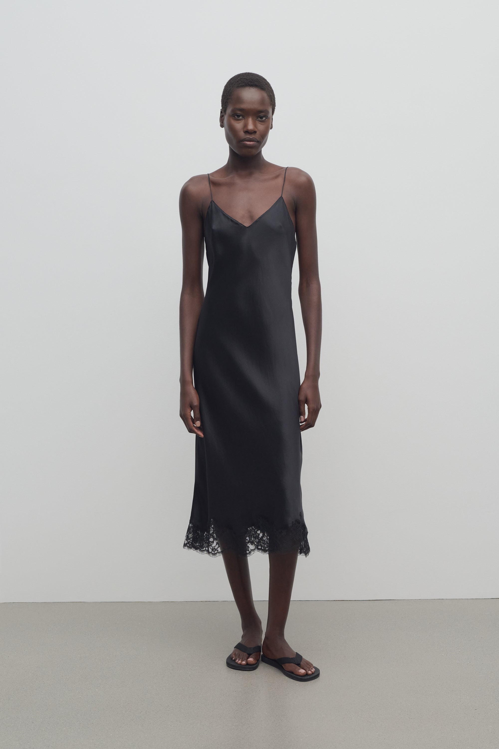 Kolara Dress in Silk - 3