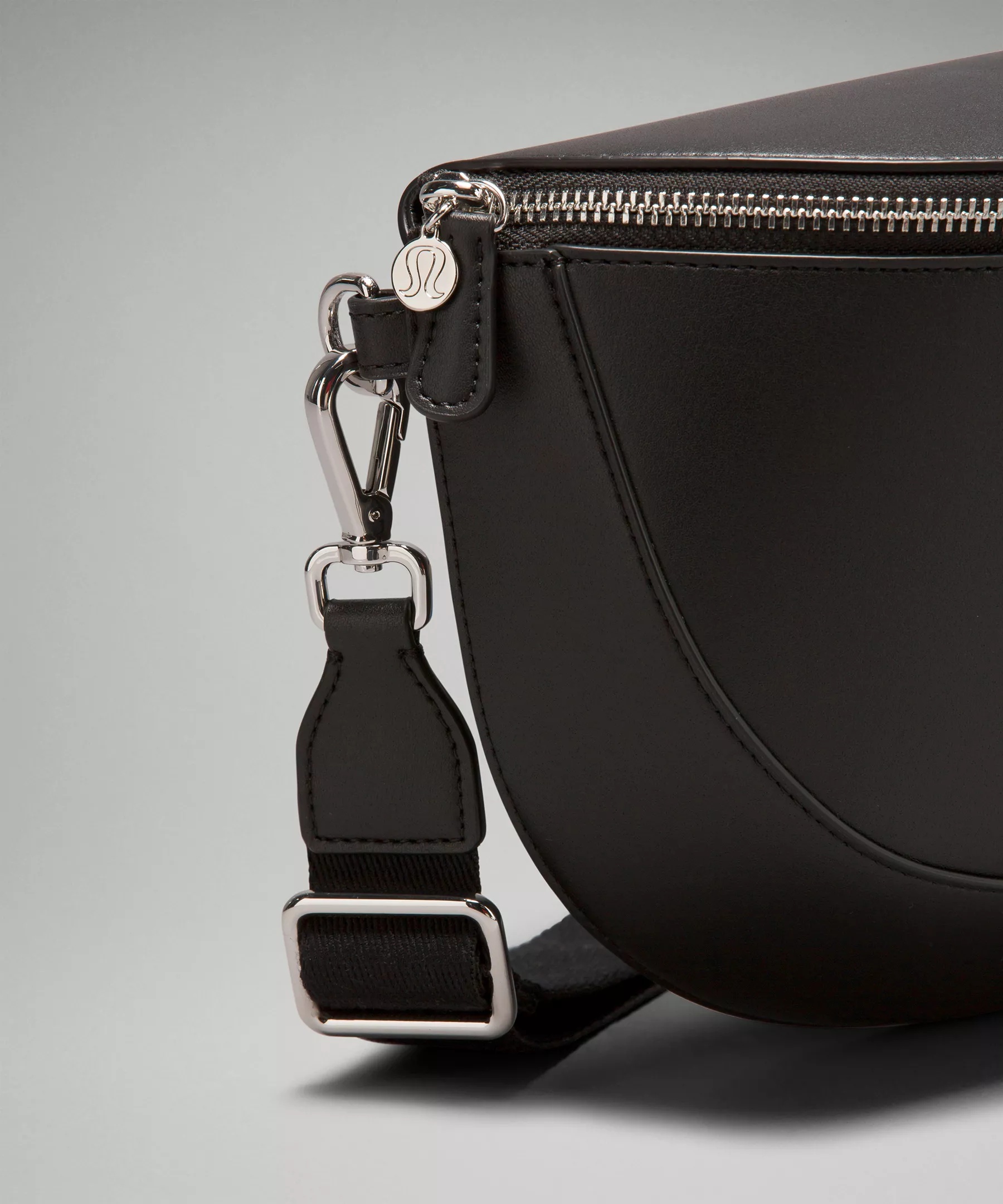 Cactus Material Saddle Crossbody Bag 2L - 5