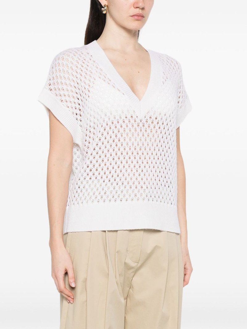 V-neck vest 3